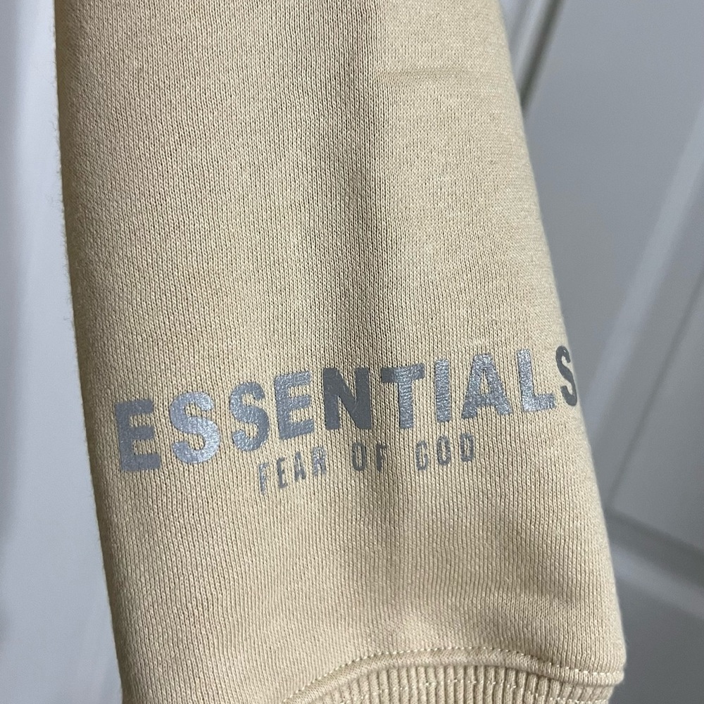 ESSENTIALS HOODIE - Picture 2 of 7